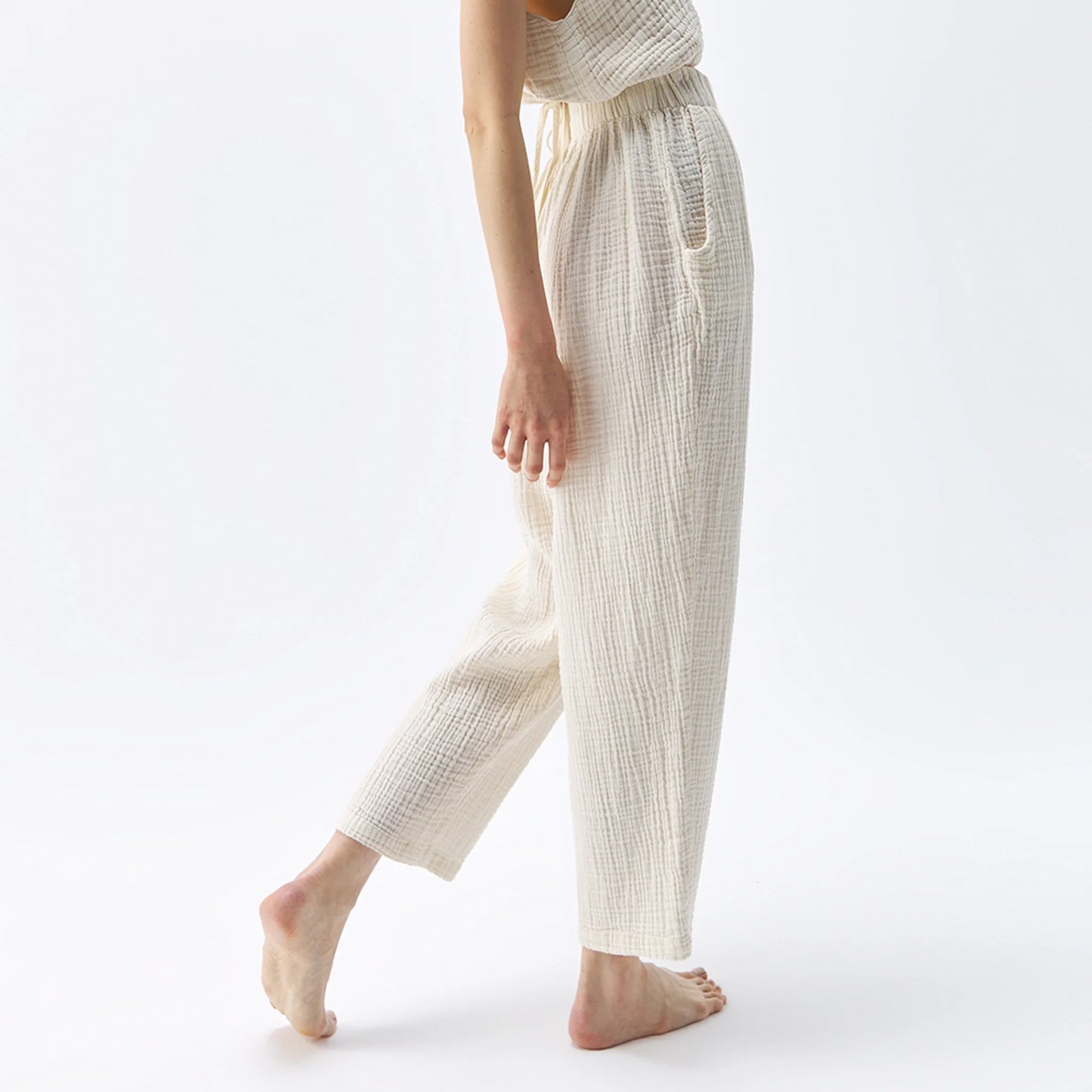 MAYFAIR 2-Piece Cotton Set – V-Neck Shirt & Pants