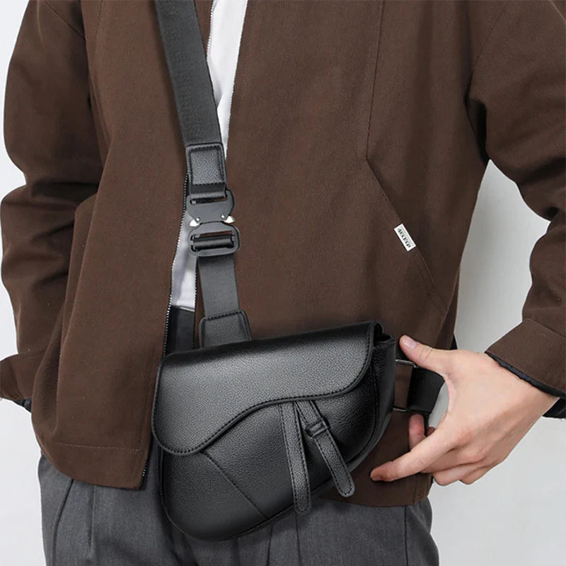 Urban Saddle Crossbody Bag