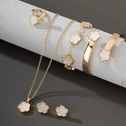 Lucky Clover Jewels 4-Piece Set